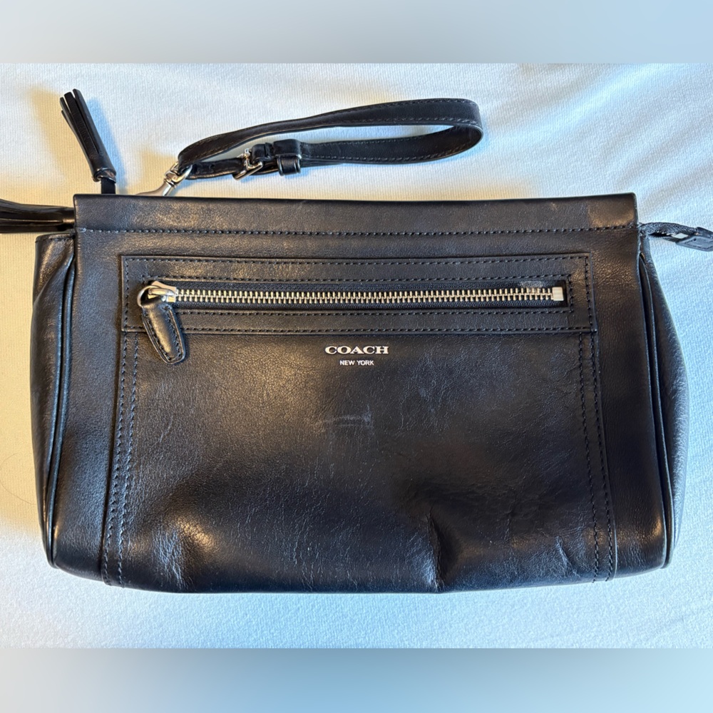 Coach Black Leather clutch with wristlet large Bag